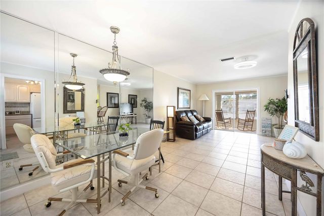 2044 CANAL DRIVE M37, Bradenton, FL 34207