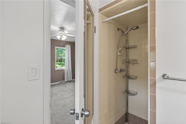 2836 Greenwood RD, Chesapeake, VA 23321