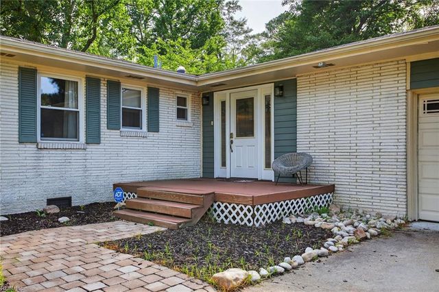2836 Greenwood RD, Chesapeake, VA 23321