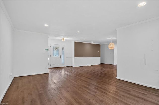 2836 Greenwood RD, Chesapeake, VA 23321