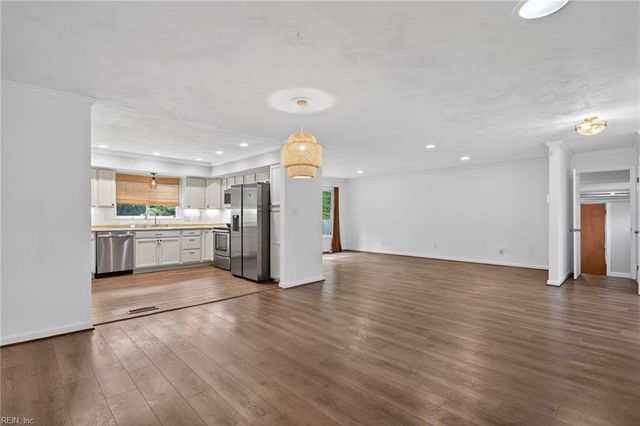 2836 Greenwood RD, Chesapeake, VA 23321