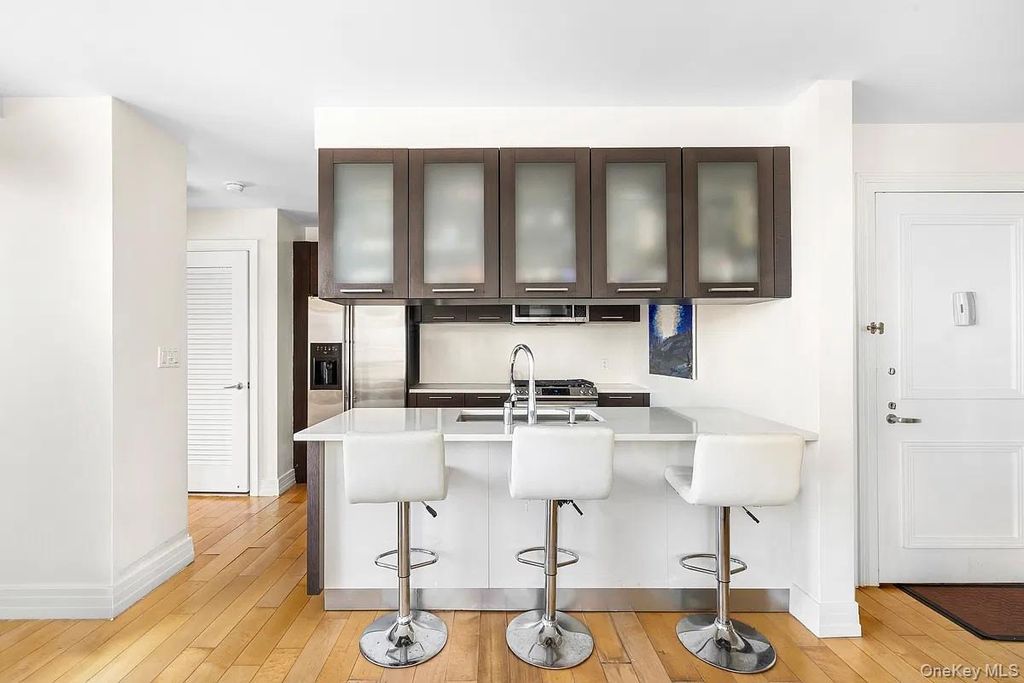 6405 Yellowstone Boulevard 509P, Forest Hills, NY 11375 — photo 2