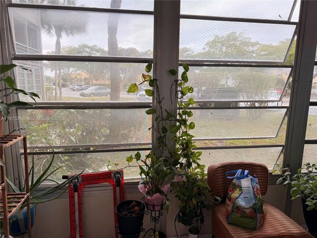 1800 SW 81st Ave 1100, North Lauderdale, FL 33068