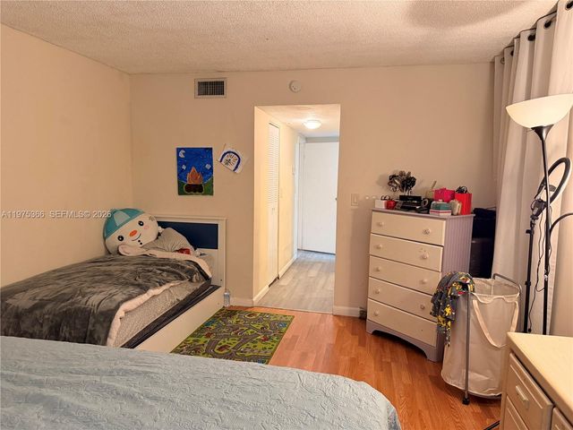 1800 SW 81st Ave 1100, North Lauderdale, FL 33068