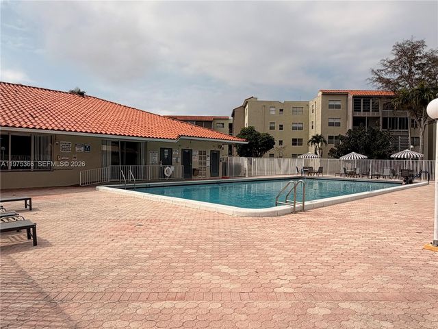 1800 SW 81st Ave 1100, North Lauderdale, FL 33068