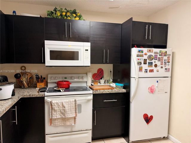 1800 SW 81st Ave 1100, North Lauderdale, FL 33068