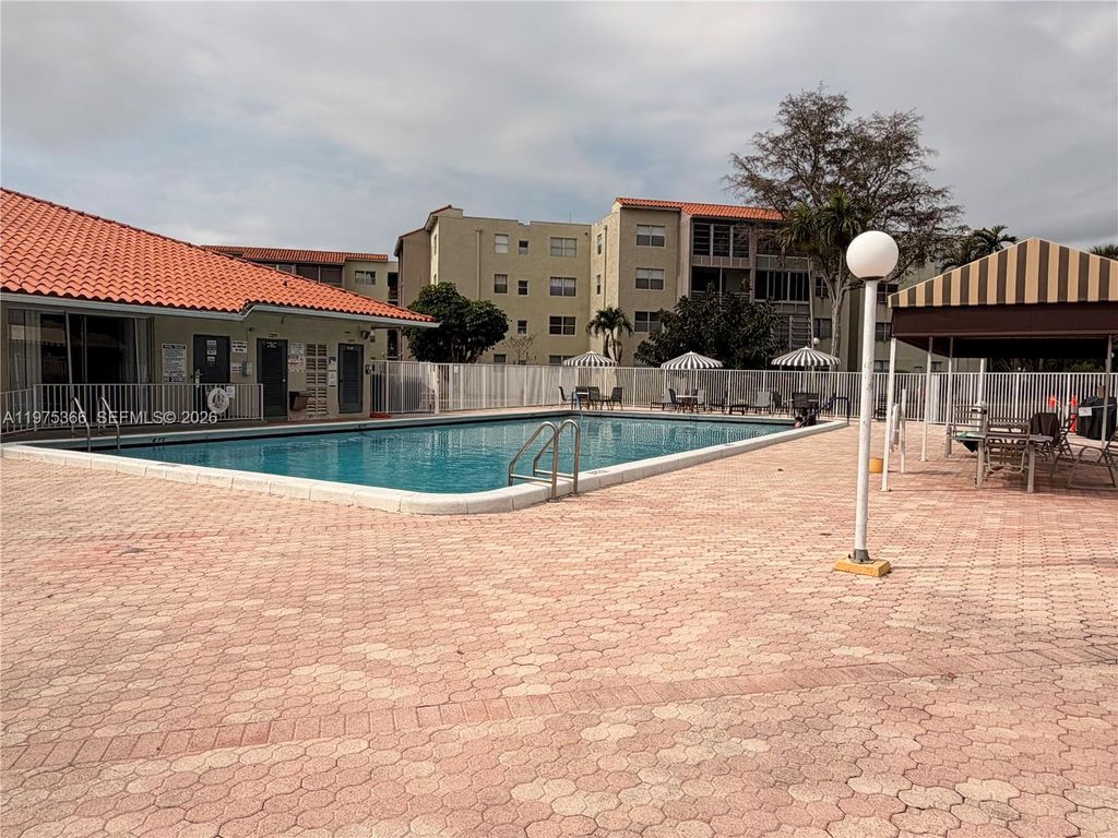 1800 SW 81st Ave 1100, North Lauderdale, FL 33068