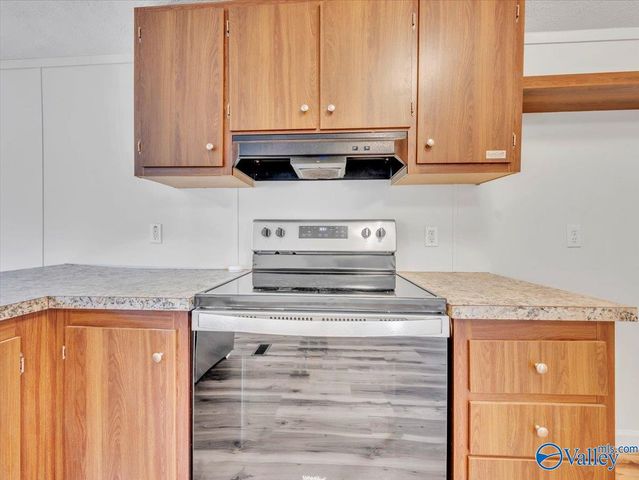 73 County Road 582, Geraldine, AL 35974