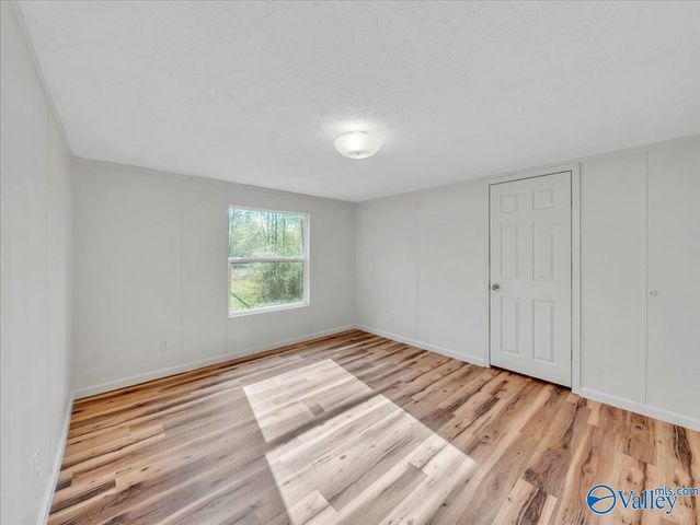 73 County Road 582, Geraldine, AL 35974