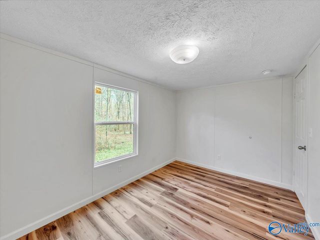 73 County Road 582, Geraldine, AL 35974