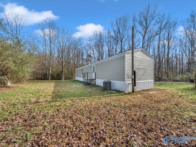 73 County Road 582, Geraldine, AL 35974