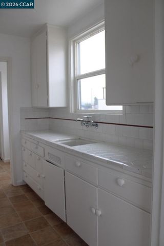 4010 Macdonald Ave C, Richmond, CA 94805