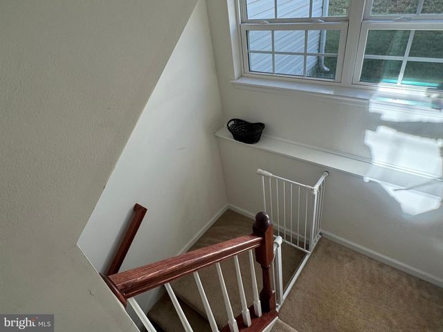 3238 FLEDGLING CIR, Woodbridge, VA 22193