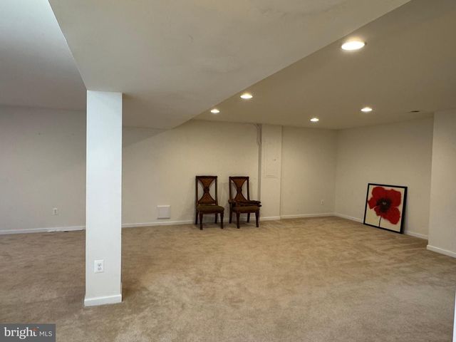 3238 FLEDGLING CIR, Woodbridge, VA 22193