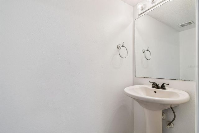 2822 MINGO DRIVE, Land O Lakes, FL 34638