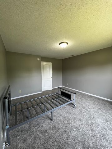 585 Fireside Drive, Greenwood, IN 46143