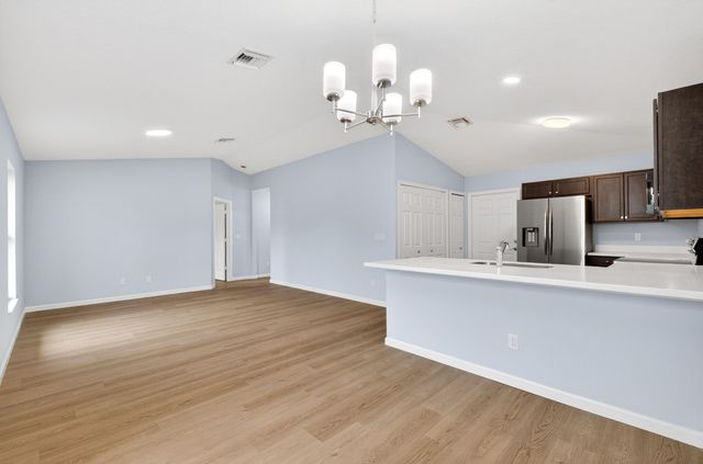 2875 NW 32nd Avenue, Okeechobee, FL 34972