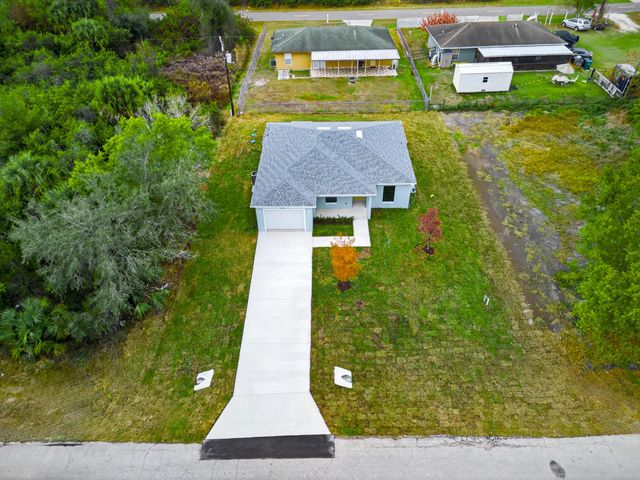 2875 NW 32nd Avenue, Okeechobee, FL 34972