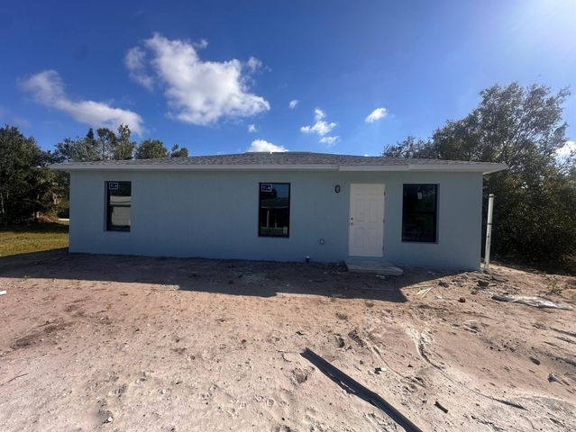 2875 NW 32nd Avenue, Okeechobee, FL 34972