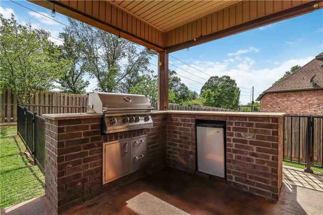 5618 Brighton Road, Rogers, AR 72758