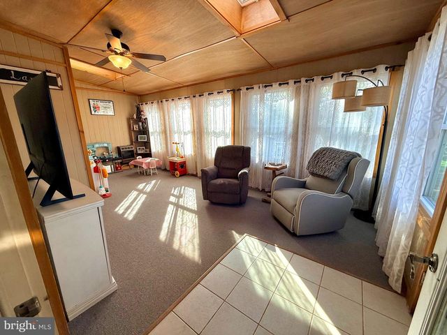 1294 WARWICK RD, Camp Hill, PA 17011