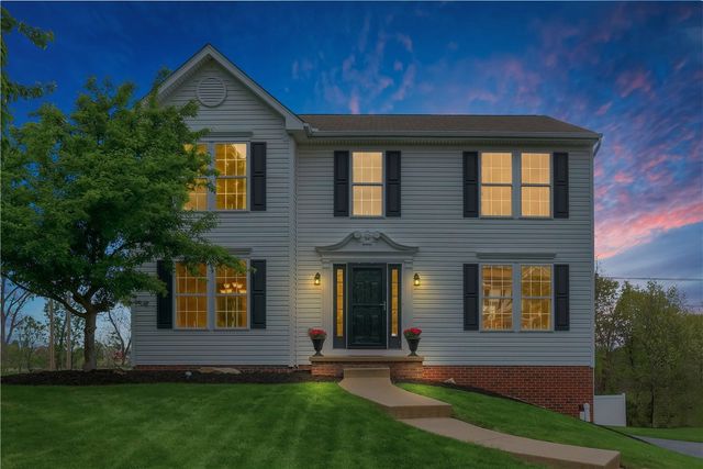 1871 Pioneer Dr, Franklin Park, PA 15143