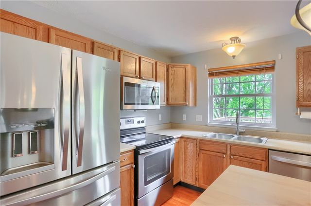 1871 Pioneer Dr, Franklin Park, PA 15143