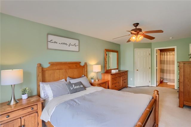 1871 Pioneer Dr, Franklin Park, PA 15143
