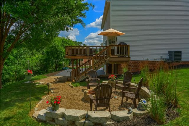 1871 Pioneer Dr, Franklin Park, PA 15143