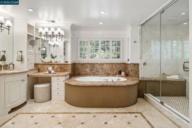 31 Tierra Verde Ct, Walnut Creek, CA 94598