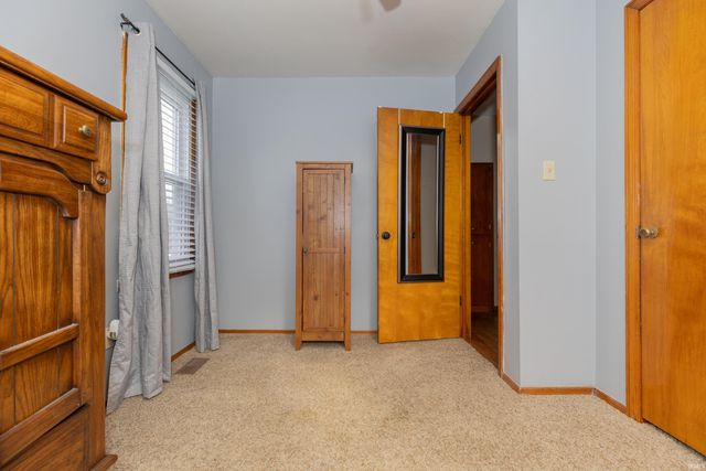 1751 S Parker Drive, Evansville, IN 47714