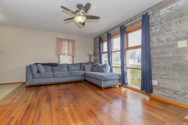 1751 S Parker Drive, Evansville, IN 47714