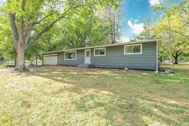 835 Niagara Lane N, Plymouth, MN 55447