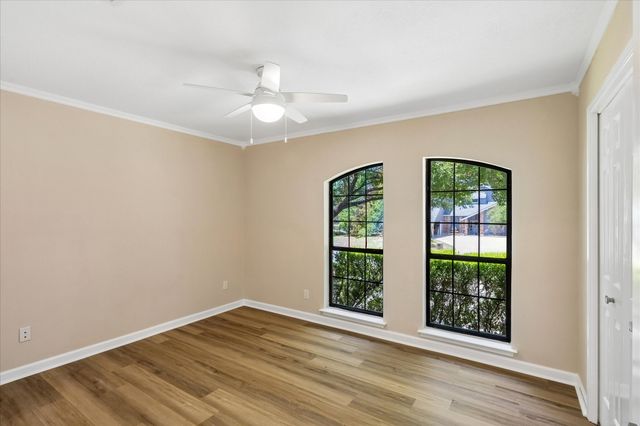 8620 Crosswind Drive, Fort Worth, TX 76179