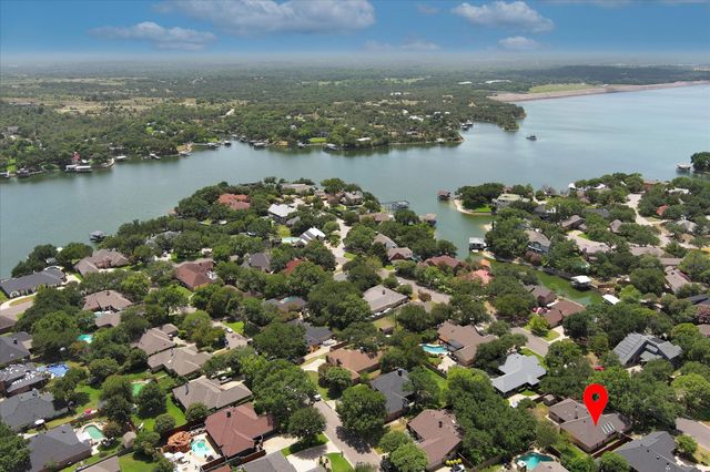 8620 Crosswind Drive, Fort Worth, TX 76179