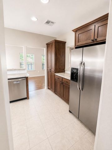 903 S Houston Avenue, Livingston, TX 77351