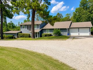 903 S Houston Avenue, Livingston, TX 77351