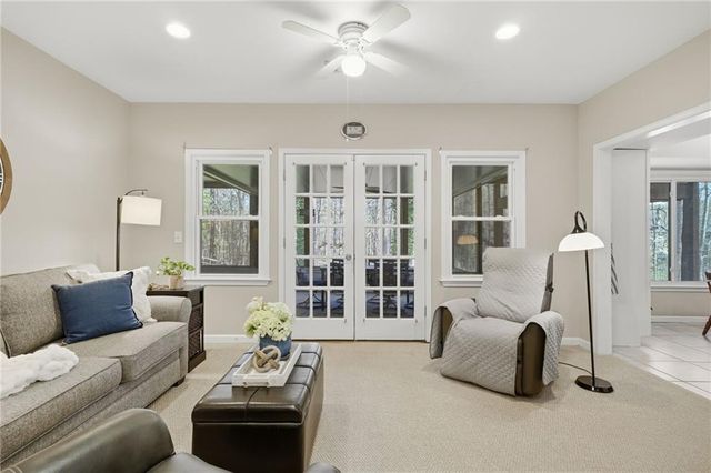 406 Lovinggood Landing Drive, Woodstock, GA 30189