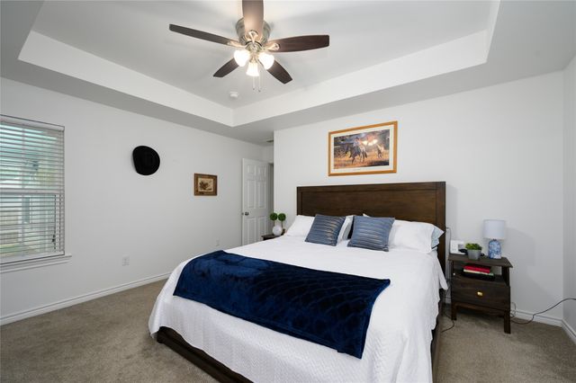 928 W Chase Street, Denison, TX 75020