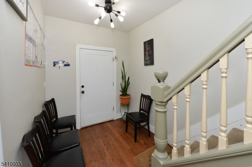 135 Scheerer Ave, Newark City, NJ 07112 — photo 4