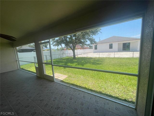 2842 NW 5th AVE, Cape Coral, FL 33993