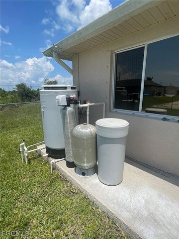 2842 NW 5th AVE, Cape Coral, FL 33993