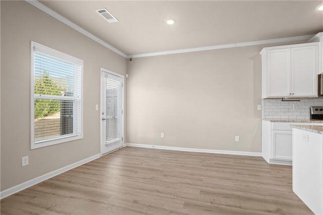 5209 Fox Den Road, Oakwood, GA 30566