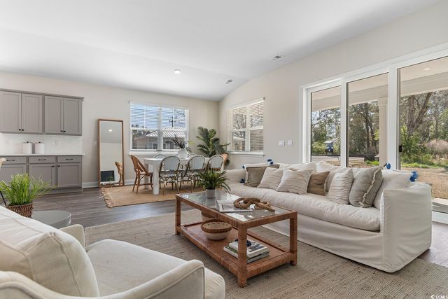 250 Bantry Ln., Conway, SC 29526