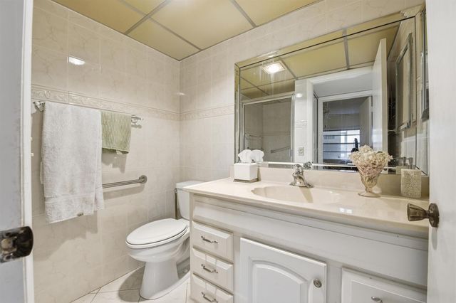 441 Burgundy J 441, Delray Beach, FL 33484