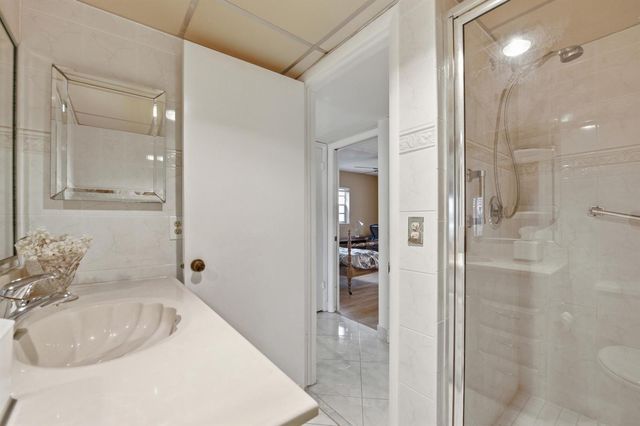 441 Burgundy J 441, Delray Beach, FL 33484