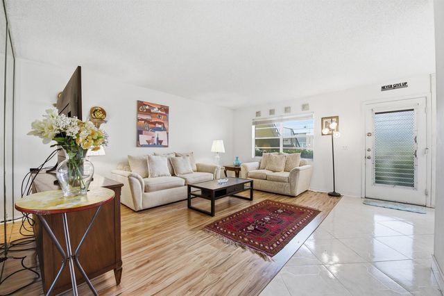 441 Burgundy J 441, Delray Beach, FL 33484