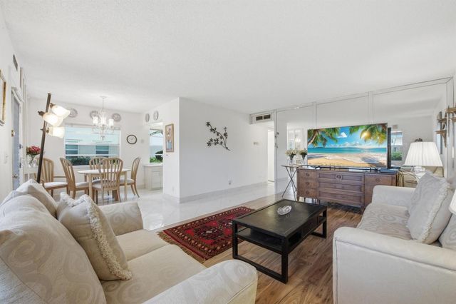 441 Burgundy J 441, Delray Beach, FL 33484