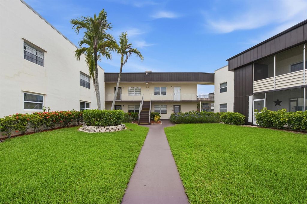 441 Burgundy J 441, Delray Beach, FL 33484