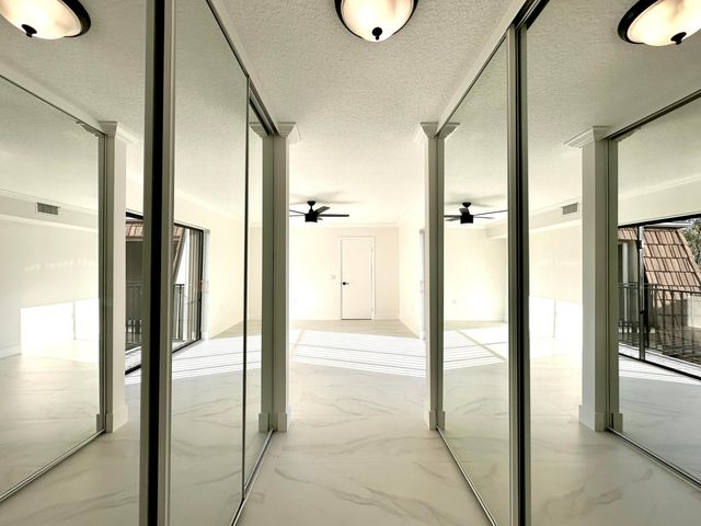 9148 SW 23rd Street A, Davie, FL 33324